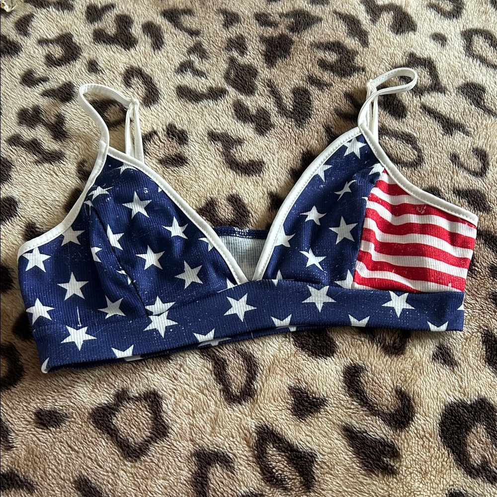 NWOT Women's Star-Spangled Crop Top